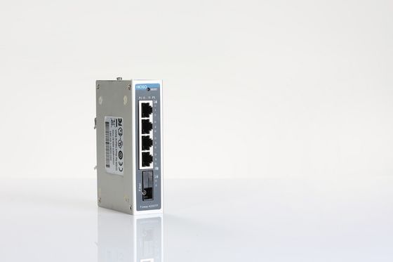 HiOSO 1310nm Endüstriyel Ethernet Anahtarı Din Ray Montajlı 5 Bağlantı Noktası
